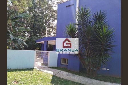 3_photo/94cfaaab0f.d98b7ca7e2b594eb-ATLAS-d10ebecb-01f7-4415-bfee-097b5c3e4e92.jpg de casa à venda com 3 quartos, 230m² em Chácara do Refúgio, Carapicuíba