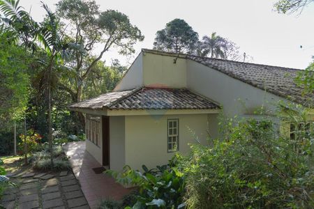 46_photo/94cfaaab3d.c54d8ccd00eda198-ATLAS-1eb05f91-cb3b-4e0f-8735-931a95df4c0a.jpg de casa para alugar com 5 quartos, 300m² em Chácara do Refúgio, Carapicuíba