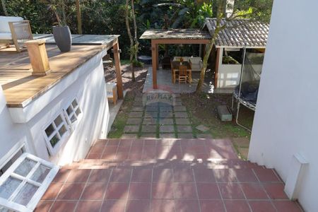 38_photo/94cfaaab3d.c54d8ccd00eda198-ATLAS-7a554a79-3fde-4357-b3bb-2106929a6e86.jpg de casa para alugar com 5 quartos, 300m² em Chácara do Refúgio, Carapicuíba