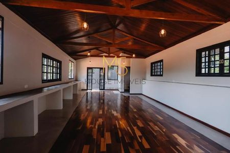 29_photo/94cfaaab61.ede97807c79d8329-ATLAS-bb02812d-8b69-4757-b23a-2ff3bb0bd2cc.jpg de casa de condomínio à venda com 4 quartos, 550m² em Granja Viana, Carapicuíba