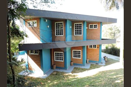 5_photo/94cfaaab63.2847f2e5ad033c01-ATLAS-06f4e603-e69c-4906-bc5a-3cb3a2a67cdb.jpg de casa à venda com 6 quartos, 550m² em Jardim Marilu, Carapicuíba