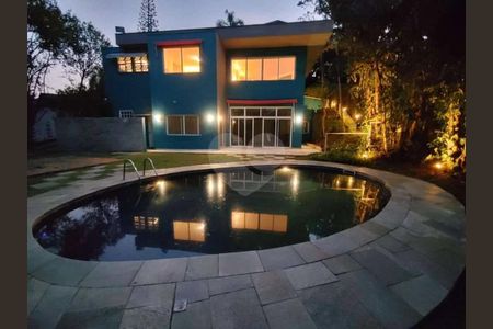 7_photo/94cfaaab63.2847f2e5ad033c01-ATLAS-6beb6041-82dd-4ca1-a722-de815f9f9d96.jpg de casa à venda com 6 quartos, 550m² em Jardim Marilu, Carapicuíba