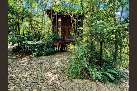 4_photo/94cfaaab77.93b8fa184532727f-ATLAS-7de2cbea-a4b0-4f2a-a9fe-2087d77b13a2.jpg de casa de condomínio à venda com 4 quartos, 260m² em Chácara do Refúgio, Carapicuíba