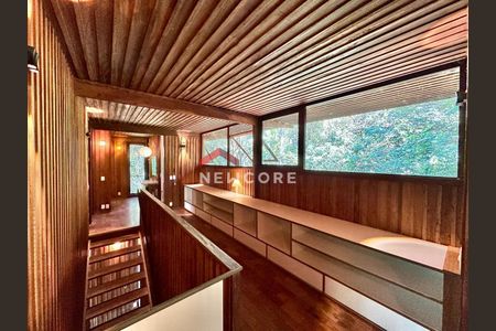 28_photo/94cfaaab77.93b8fa184532727f-ATLAS-bccb0fe1-dbf2-4285-bcb3-622ff20b361c.jpg de casa de condomínio à venda com 4 quartos, 260m² em Chácara do Refúgio, Carapicuíba