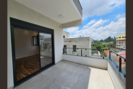 11_photo/94cfaaab77.f14d7a494a64fc38-ATLAS-537fc9f5-ce3c-448a-93a5-8fc7d960b11b.jpg de casa à venda com 3 quartos, 326m² em Chácara do Refúgio, Carapicuíba