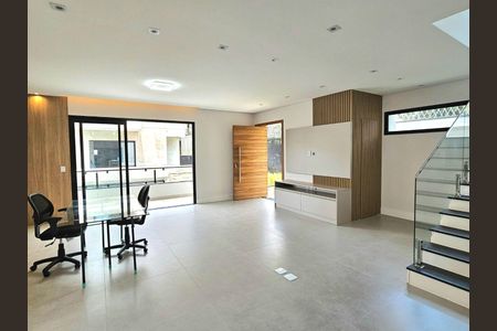 2_photo/94cfaaab77.f14d7a494a64fc38-ATLAS-d9e7e27d-3110-4203-9c58-b07e5aafa1a5.jpg de casa à venda com 3 quartos, 326m² em Chácara do Refúgio, Carapicuíba