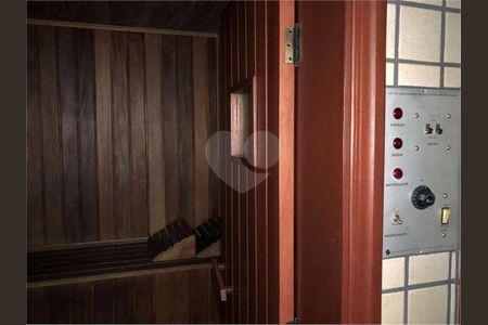 11_photo/94cfaaab77.f38e38137a2159e3-ATLAS-fa65764a-de5b-444d-aa7d-10b37ae2fb2b.jpg de casa à venda com 5 quartos, 1102m² em Chácara do Refúgio, Carapicuíba