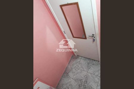 17_photo/94cfaaab81.ceff8192393c33de-ATLAS-a60bd6f3-9641-4dd5-b61d-8171e035cc28.jpg de casa à venda com 3 quartos, 230m² em Chácara do Refúgio, Carapicuíba