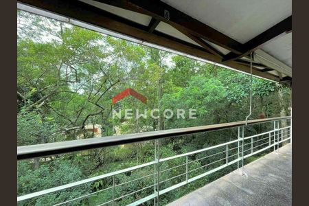 16_photo/94cfaaaba5.e182d30f96765f76-ATLAS-50b7e6b5-5dc2-47e6-ab47-6d79463dd32d.jpg de casa de condomínio à venda com 3 quartos, 380m² em Chácara do Refúgio, Carapicuíba