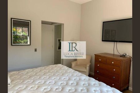 2_photo/94cfaaabaf.c71b337adc8ed6d8-ATLAS-0a4445ad-fab8-450e-8d1c-1e798d047de0.jpg de casa à venda com 3 quartos, 130m² em Chácara do Refúgio, Carapicuíba