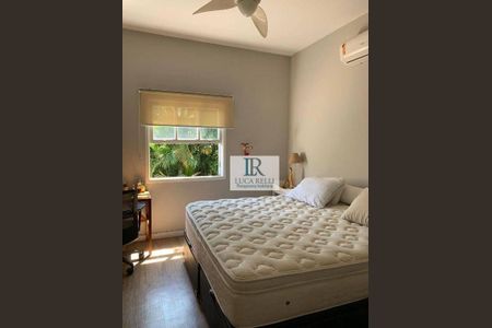 4_photo/94cfaaabaf.c71b337adc8ed6d8-ATLAS-1baa1b0c-5eb9-42c0-9fce-d5e7319ed4b2.jpg de casa à venda com 3 quartos, 130m² em Chácara do Refúgio, Carapicuíba