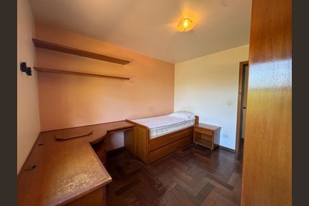 5_photo/94cfaaabb3.18d35e9b3b089d06-ATLAS-39ce5688-37d4-4302-baa0-090975fbd4a8.jpg de casa de condomínio à venda com 3 quartos, 212m² em Chácara do Refúgio, Carapicuíba