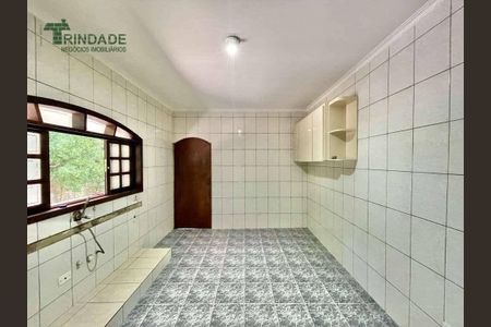 1_photo/94cfaaac39.44002281f4ca9e1d-ATLAS-2c18a9d1-6b84-4f8f-aee2-a211a34ed3a4.jpg de casa à venda com 3 quartos, 230m² em Granja Viana, Cotia