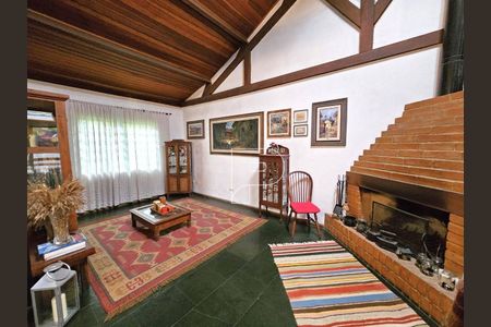 7_photo/94cfaaac41.d94908c5e3eb3846-ATLAS-4b2035f7-a4ea-49a2-93a5-7e5774ed06ee.jpg de casa à venda com 3 quartos, 250m² em Granja Viana, Cotia