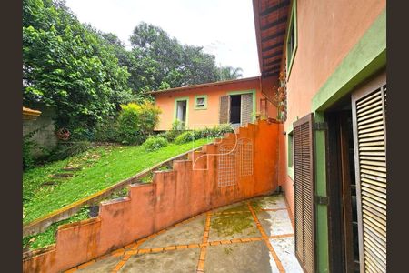 40_photo/94cfaaac41.d94908c5e3eb3846-ATLAS-bc29b0f4-0fd9-4046-b2c3-9649a832e405.jpg de casa à venda com 3 quartos, 250m² em Granja Viana, Cotia