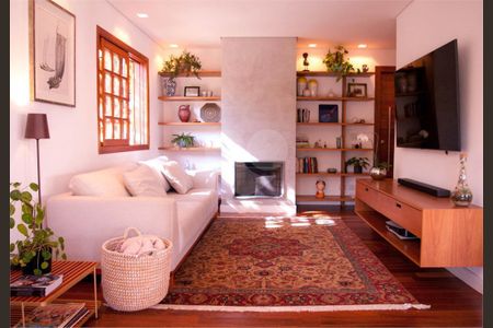 11_photo/94cfaaac51.5564e16b2c01dcfa-ATLAS-b23eea9e-7a36-4387-8e48-effd576f2e46.jpg de casa à venda com 4 quartos, 389m² em Granja Viana, Cotia