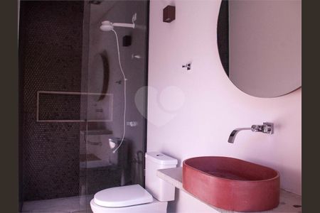 2_photo/94cfaaac51.5564e16b2c01dcfa-ATLAS-cf8e1d2f-8e60-4318-bdf3-fbca44c807e2.jpg de casa à venda com 4 quartos, 389m² em Granja Viana, Cotia