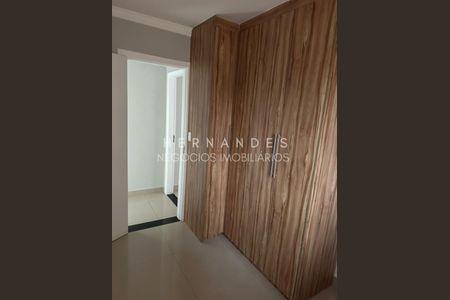 3_photo/94cfaaac9d.367e06203c6a00e1-ATLAS-2a7aa692-1684-43e1-b140-a39edcd82c58.jpg de apartamento à venda com 2 quartos, 60m² em Jardim Marilu, Carapicuíba