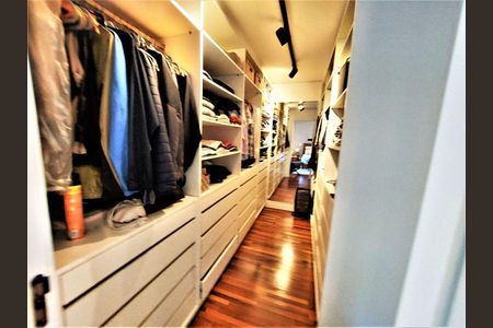 19_photo/94cfaaacb1.9845a183adc4e21d-ATLAS-6b47cbe1-75b5-4218-bc4b-d04538f22003.jpg de casa de condomínio à venda com 5 quartos, 586m² em Jardim Helena, Carapicuíba