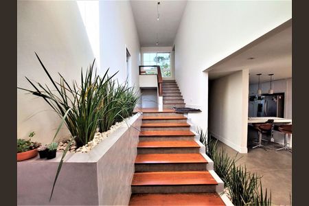 9_photo/94cfaaacb1.9845a183adc4e21d-ATLAS-fc8069f2-bc09-45b3-b56a-a38513eecf2b.jpg de casa de condomínio à venda com 5 quartos, 586m² em Jardim Helena, Carapicuíba