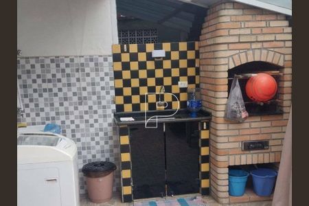 9_photo/94cfaaacef.129c5f385f6545be-ATLAS-b9f35161-9e75-40ec-bbb4-a9ae15c2c00a.jpg de casa à venda com 2 quartos, 60m² em Granja Viana, Cotia