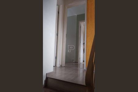 8_photo/94cfaaacef.129c5f385f6545be-ATLAS-fb46ed29-e2fb-4668-992d-2086f802fdea.jpg de casa à venda com 2 quartos, 60m² em Granja Viana, Cotia