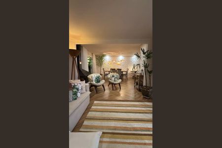 3_photo/94cfaaad3f.235b0d64cbaeeb21-ATLAS-02088573-2e24-4e44-b307-a64f7d03026c.jpg de casa de condomínio para alugar com 3 quartos, 202m² em Granja Viana, Cotia