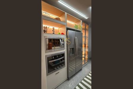 9_photo/94cfaaad3f.235b0d64cbaeeb21-ATLAS-72fd8b80-8538-4f79-a1b9-521070e87e30.jpg de casa de condomínio à venda com 3 quartos, 202m² em Granja Viana, Cotia