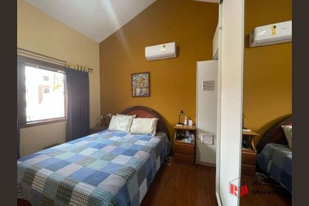 2_photo/94cfaaad3f.8e7080a8d257ff11-ATLAS-d5a20880-b2a5-4196-99af-db698e2542c3.jpg de casa à venda com 3 quartos, 198m² em Granja Viana, Cotia