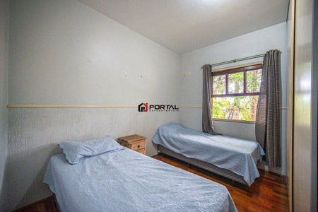 21_photo/94cfaaae29.f38e38137a2159e3-ATLAS-45dc863e-0f93-45e4-bc4b-e71eb3c74ac7.jpg de casa à venda com 3 quartos, 261m² em Granja Viana, Cotia