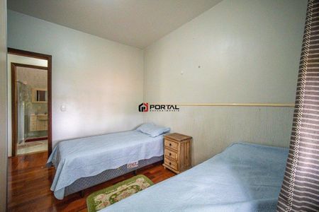 23_photo/94cfaaae29.f38e38137a2159e3-ATLAS-69252f15-2f47-44cc-9d8e-8e34b2aafa6b.jpg de casa à venda com 3 quartos, 261m² em Granja Viana, Cotia