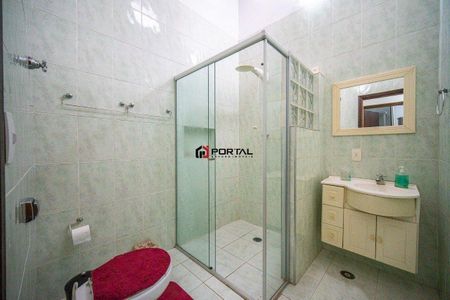 20_photo/94cfaaae29.f38e38137a2159e3-ATLAS-d6473578-6dbb-4df7-a4ac-7b96a093554d.jpg de casa à venda com 3 quartos, 261m² em Granja Viana, Cotia