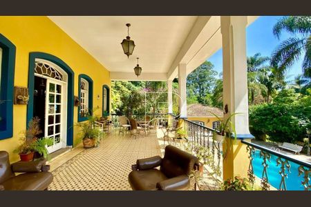 1_photo/94cfaaaee7.ccfee957a0edc138-ATLAS-21101b54-3055-45fa-83e1-e152ce3525a3.jpg de casa à venda com 7 quartos, 950m² em Granja Viana, Cotia