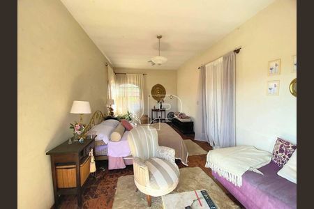 6_photo/94cfaaaee9.ba1c0bc9cbfcae1e-ATLAS-12197230-a03d-422c-80d8-34c52f0ec42a.jpg de casa à venda com 3 quartos, 400m² em Granja Viana, Cotia