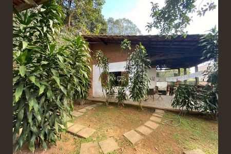 6_photo/94cfaaaee9.ba1c0bc9cbfcae1e-ATLAS-3c64eae5-e68e-46b6-9195-56b7a91243b4.jpg de casa à venda com 3 quartos, 400m² em Granja Viana, Cotia