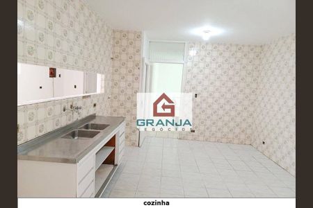 6_photo/94cfaaaf17.944538574a8fc3f7-ATLAS-53fe5123-2119-4396-9e7f-b389fef8a2bf.jpg de casa à venda com 3 quartos, 486m² em Granja Viana, Cotia