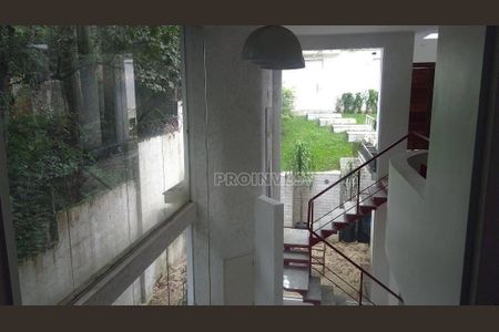 6_photo/94cfaaaf29.91a8ad6776264921-ATLAS-368db9f9-fe3f-49df-8029-8bf5e2d8c1be.jpg de casa à venda com 3 quartos, 300m² em Granja Viana, Cotia