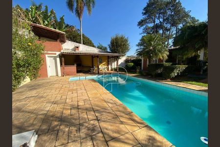 4_photo/94cfaaaf8f.dabf6d33826e301d-ATLAS-4e0368fd-43fd-4f63-9074-5ea060d6d0d4.jpg de casa à venda com 3 quartos, 330m² em Granja Viana, Cotia