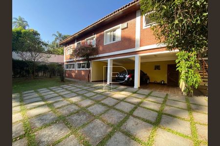 6_photo/94cfaaaf8f.dabf6d33826e301d-ATLAS-931d3cad-b4bf-4157-94c3-d740f30d36da.jpg de casa à venda com 3 quartos, 330m² em Granja Viana, Cotia