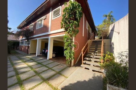 7_photo/94cfaaaf8f.dabf6d33826e301d-ATLAS-f7965bb5-e8b9-4b3a-97a1-17e1c8885d66.jpg de casa à venda com 3 quartos, 330m² em Granja Viana, Cotia