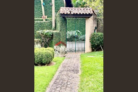 8_photo/94cfaaafe5.3be18b52e244e7c2-ATLAS-41538574-8abb-4e3e-b1e1-059625e36ca4.jpg de casa de condomínio à venda com 4 quartos, 287m² em Granja Viana, Cotia