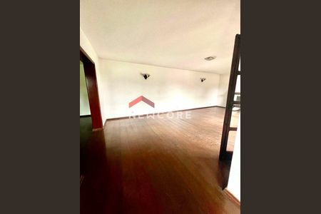 10_photo/94cfaaafe5.3be18b52e244e7c2-ATLAS-ac4e4cdc-d1ed-4b1c-9cb4-f0492aeb4ddd.jpg de casa de condomínio à venda com 4 quartos, 287m² em Granja Viana, Cotia