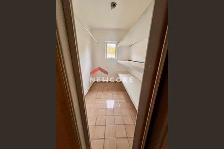 20_photo/94cfaaafe5.3be18b52e244e7c2-ATLAS-c940e606-bca9-4d78-9ef5-cc363dabc0a6.jpg de casa de condomínio à venda com 4 quartos, 287m² em Granja Viana, Cotia