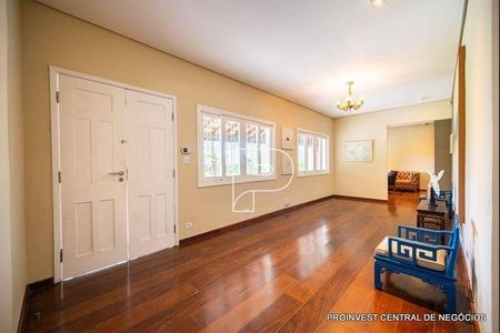 11_photo/94cfaaaff3.826aa08d214c4ef3-ATLAS-7f7e048f-5a31-4e7a-9231-90458a548705.jpg de casa à venda com 4 quartos, 653m² em Granja Viana, Cotia