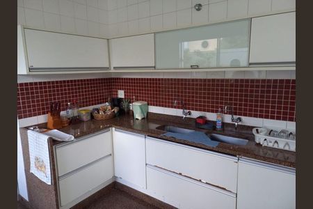 4_photo/94cfaaaff7.3be18b52e244e7c2-ATLAS-bdca0f41-06fe-4d7f-8792-182ab909af23.jpg de casa de condomínio à venda com 4 quartos, 220m² em Granja Viana, Cotia