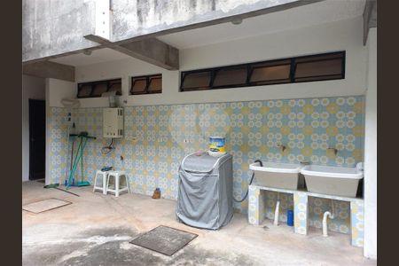 15_photo/94cfaaaffd.f8b5319c31ea9539-ATLAS-48dac3fe-d5a7-49fa-923e-fd691da2b5aa.jpg de casa à venda com 6 quartos, 468m² em Granja Viana, Cotia