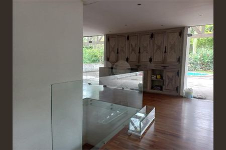 2_photo/94cfaaaffd.f8b5319c31ea9539-ATLAS-5870ec33-8319-463d-a0a5-e77b29aaaa2a.jpg de casa à venda com 6 quartos, 468m² em Granja Viana, Cotia