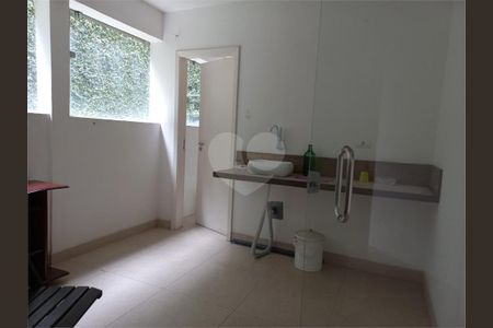 24_photo/94cfaaaffd.f8b5319c31ea9539-ATLAS-79f269c2-105a-4a10-b69d-13af45499ec3.jpg de casa à venda com 6 quartos, 468m² em Granja Viana, Cotia