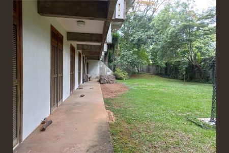 13_photo/94cfaaaffd.f8b5319c31ea9539-ATLAS-ee6ad047-0246-4d92-8c44-f9a5ef96cf4f.jpg de casa à venda com 6 quartos, 468m² em Granja Viana, Cotia