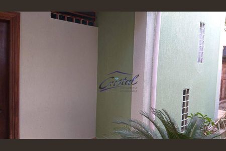 8_photo/94cfaab07b.22d99d281daac78a-ATLAS-97d87ad0-613f-4baa-8468-705e4be05eb3.jpg de casa à venda com 5 quartos, 376m² em Granja Viana, Cotia